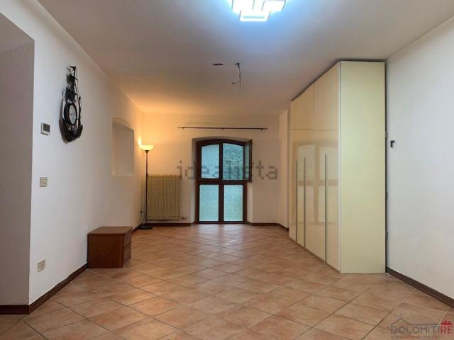 Appartamento in vendita a Longarone, Veneto