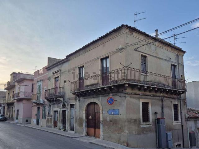 Appartamento in vendita a Comiso, Ragusa