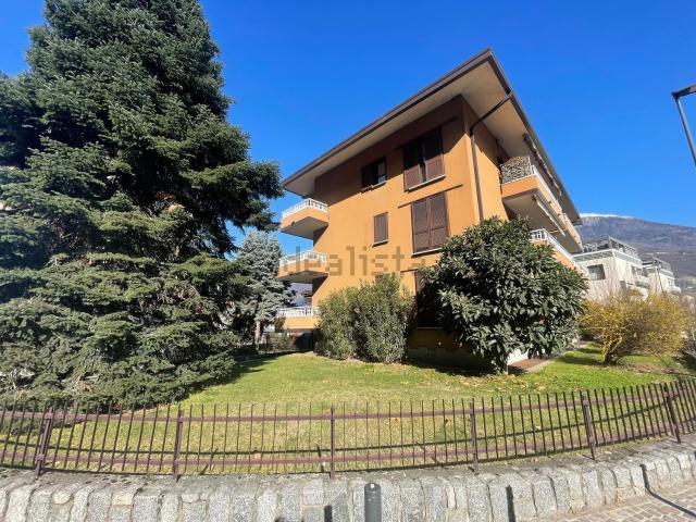 Appartamento in vendita a Morbegno, Lombardia