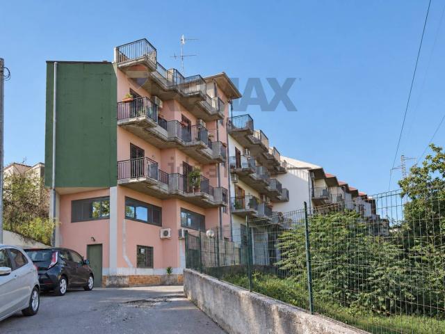 Appartamento in vendita a Sciarelle, Acireale
