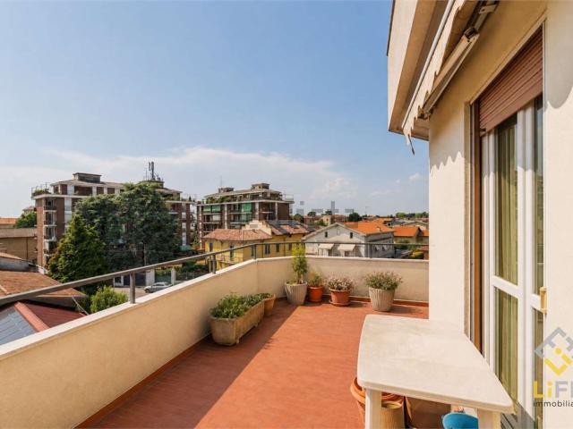 Appartamento in vendita a Bornate, Piemonte