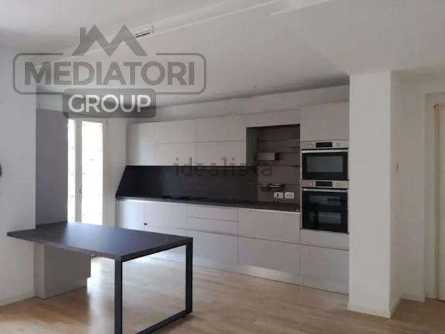 Appartamento in vendita a Stazione, Montale