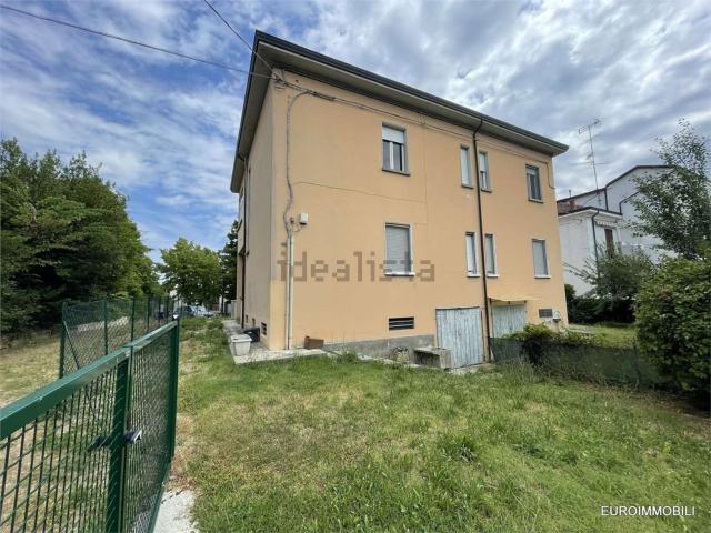 Appartamento in vendita a Traversetolo, Reggio Emilia