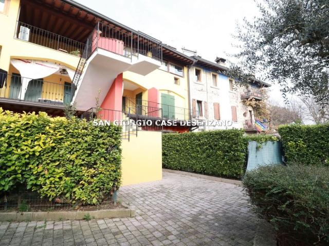 Appartamento in vendita a Desenzano Del Garda, Lombardia