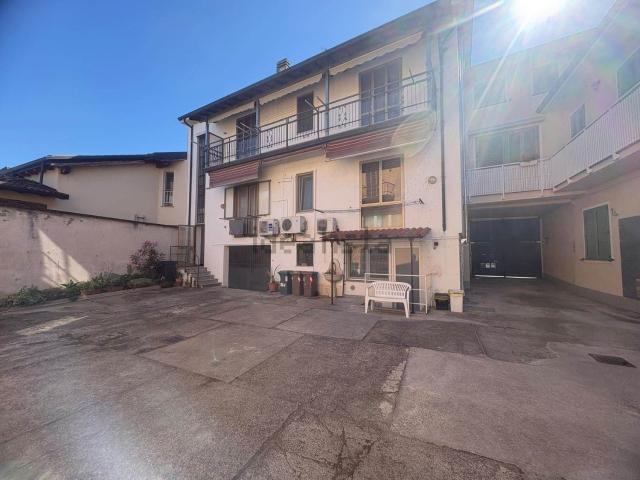 Appartamento in vendita a Gambolò, Lombardia