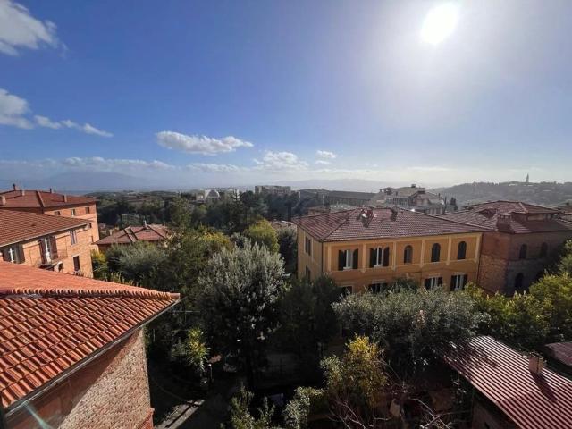 Appartamento in vendita a Sant'Erminio, Cenerente