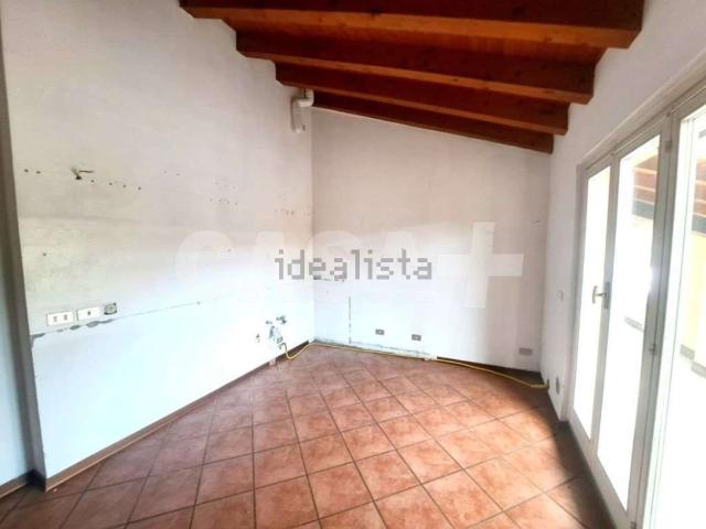 Appartamento in vendita a Varese, Lombardia