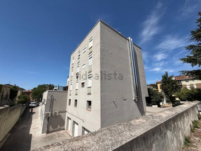 Appartamento in vendita a Foligno, Umbria