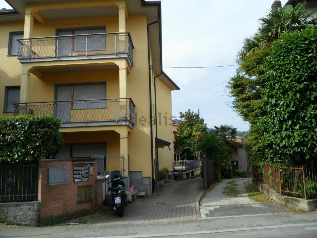 Appartamento in vendita a Comunità Montana Valli del Verbano, Luino