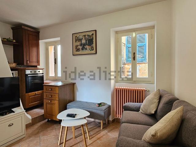 Appartamento in vendita a Varese Ligure, Liguria