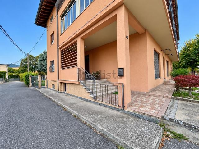 Appartamento in vendita a San Paolo d'Argon, Bergamo