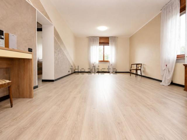 Appartamento in vendita a Castelgomberto, Veneto