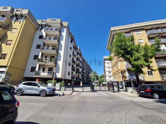 Appartamento in vendita a Municipio 2, Puglia