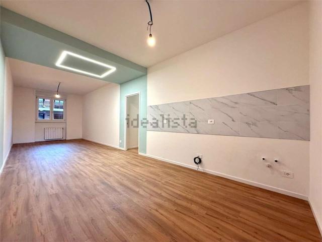 Appartamento in vendita a Biumo Superiore, Varese
