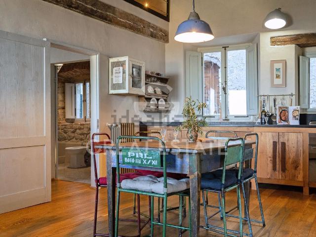 Appartamento in vendita a Castiglione D'orcia, Toscana
