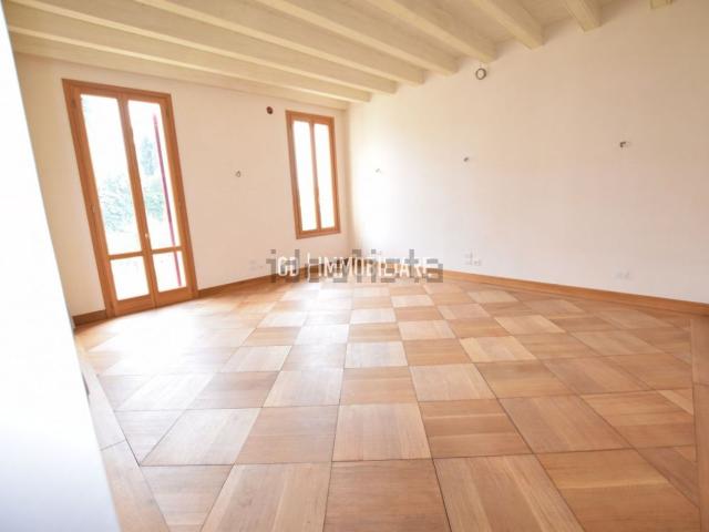Appartamento in vendita a Fonte, Asolo