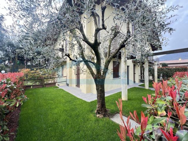 Appartamento in vendita a Corte Franca, Lombardia