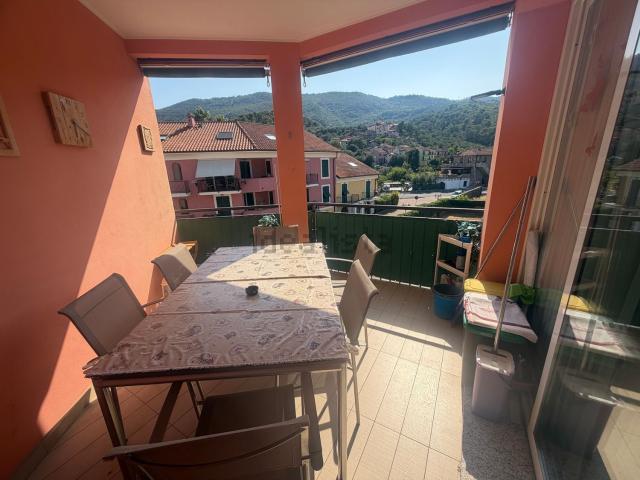 Appartamento in vendita a Molino Nuovo, Andora