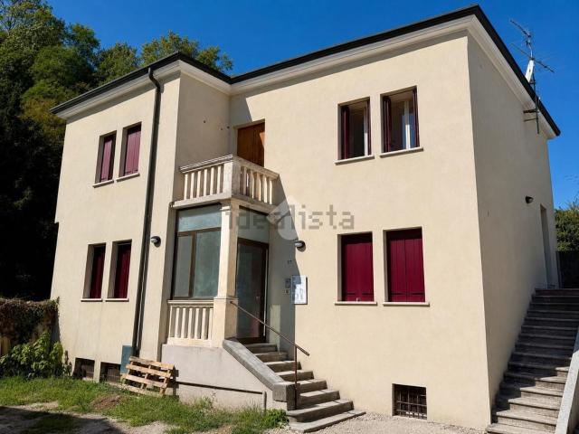 Appartamento in vendita a Castelnovo, Isola Vicentina