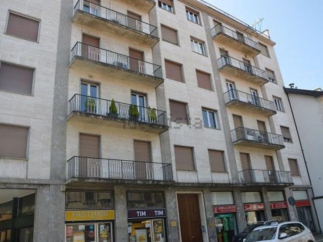Appartamento in vendita a Centro, Gallarate