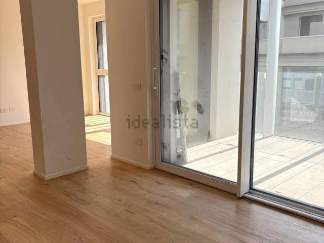 Appartamento in vendita a Centro, Monza