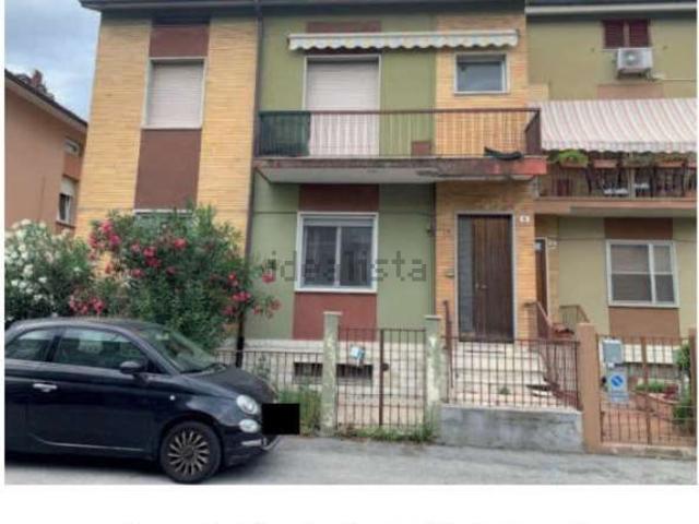 Appartamento in vendita a Calcinari, Marche