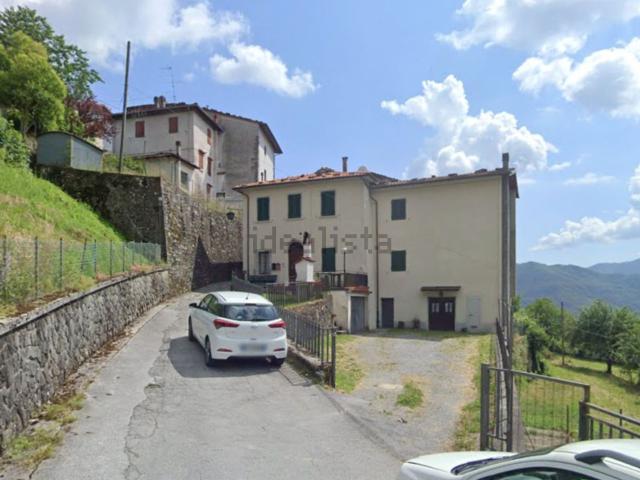 Appartamento in vendita a Piteglio, Toscana