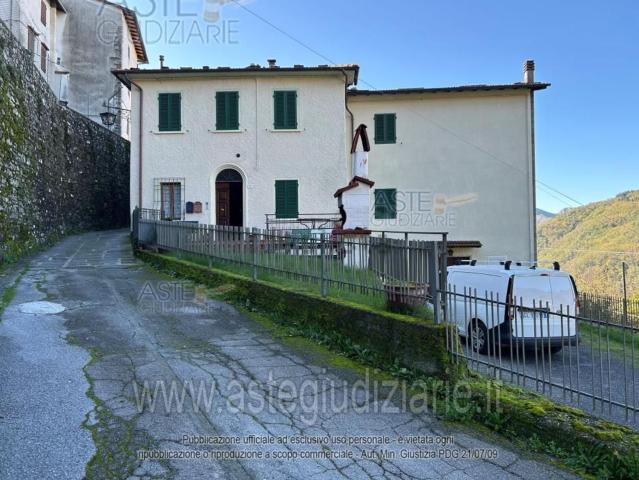 Appartamento in vendita a La Lima, San Marcello Piteglio