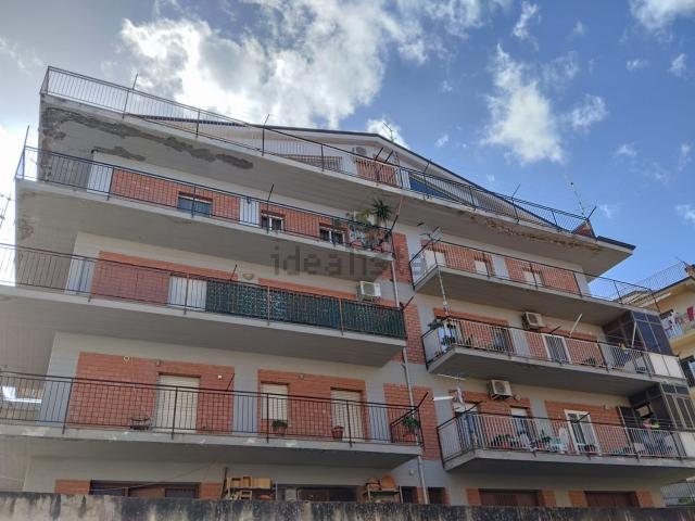 Appartamento in vendita a Santo Stefano Di Camastra, Sicilia