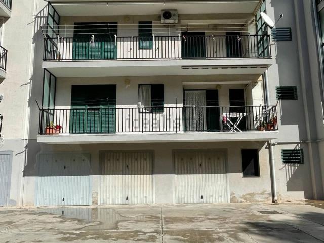 Appartamento in vendita a Cava D'aliga, Sicilia