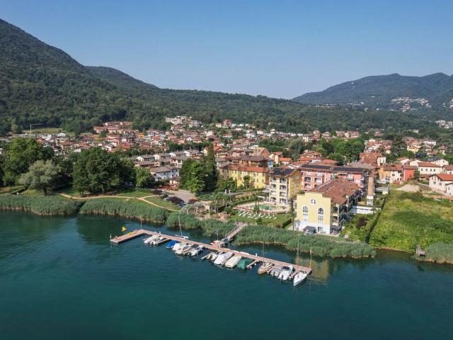 Appartamento in vendita a Comunità Montana del Piambello, Lavena Ponte Tresa