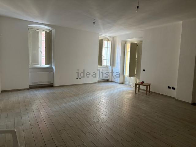 Appartamento in vendita a Sarzana, Liguria