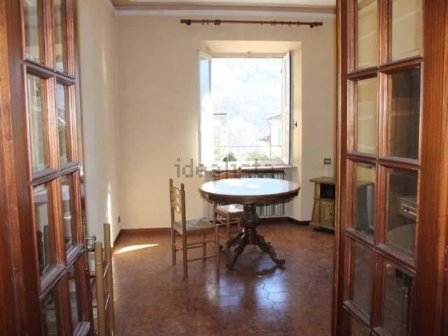 Appartamento in vendita a Bedonia, Reggio Emilia