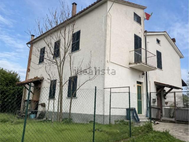Appartamento in vendita a Matelica, Macerata