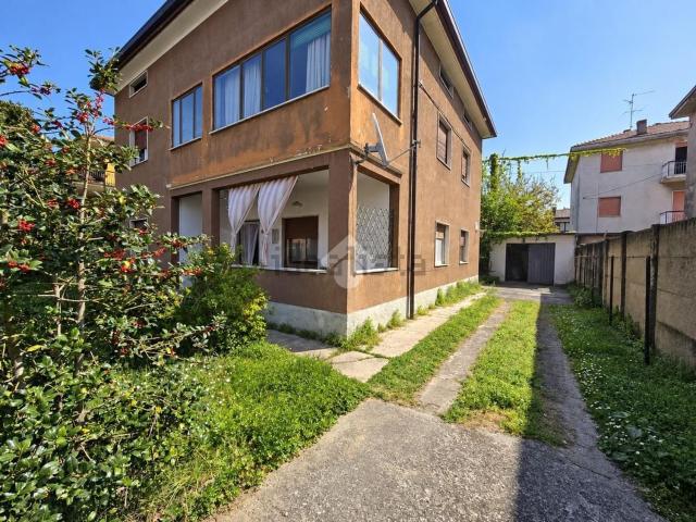 Appartamento in vendita a Dorotina, Mozzo