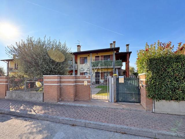Appartamento in vendita a Vigasio, Verona