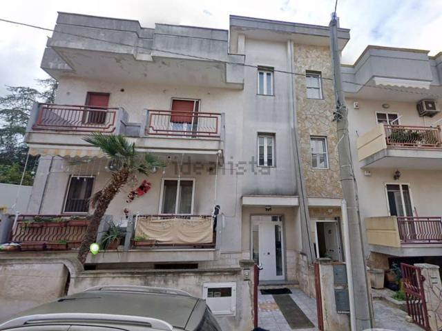 Appartamento in vendita a Crispiano, Taranto