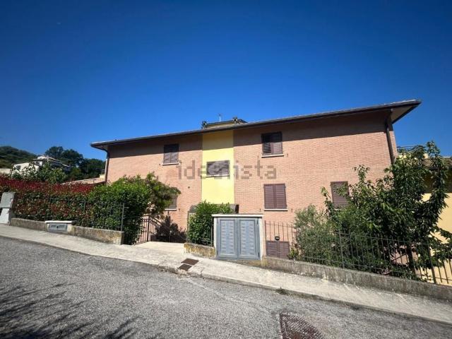 Appartamento in vendita a Bettona, Umbria