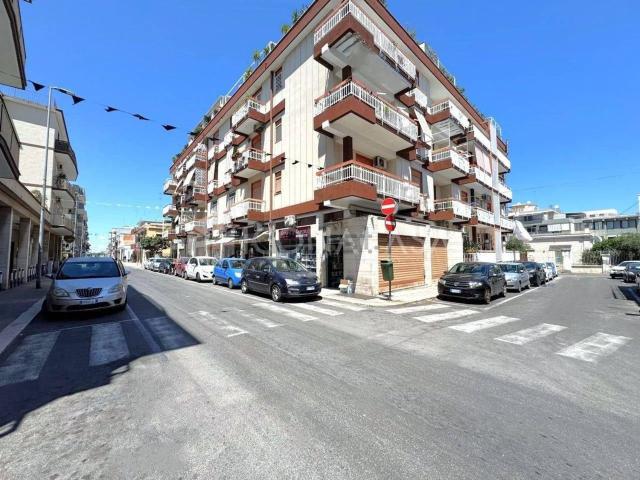Appartamento in vendita a Municipio 5, Bari