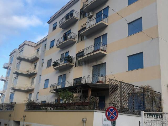 Appartamento in vendita a Carasi, Patti