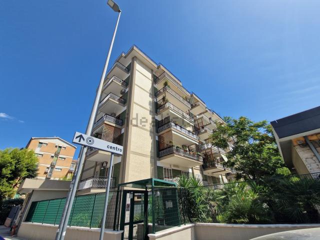 Appartamento in vendita a Municipio 2, Puglia