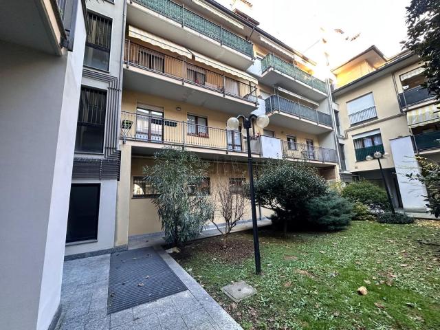 Appartamento in vendita a Gurone, Malnate