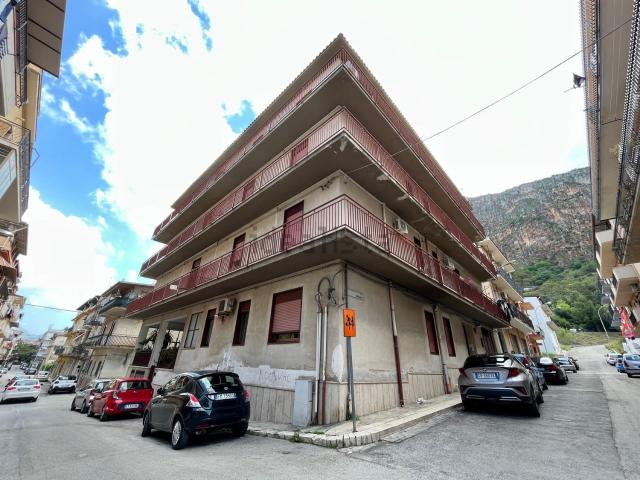 Appartamento in vendita a Partinico, Sicilia