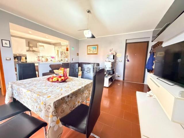 Appartamento in vendita a Calabria, Reggio Calabria