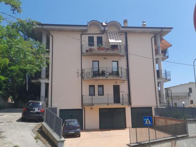 Appartamento in vendita a Loreto Aprutino, Abruzzo