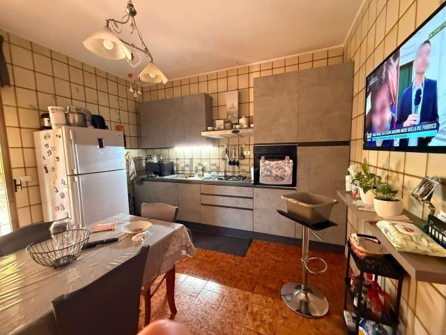 Appartamento in vendita a Pomigliano d'Arco, Napoli