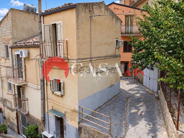 Appartamento in vendita a Nicosia, Enna