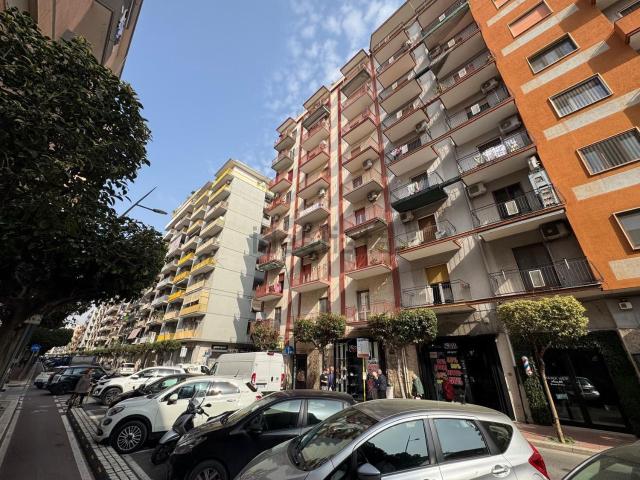 Appartamento in vendita a Taranto