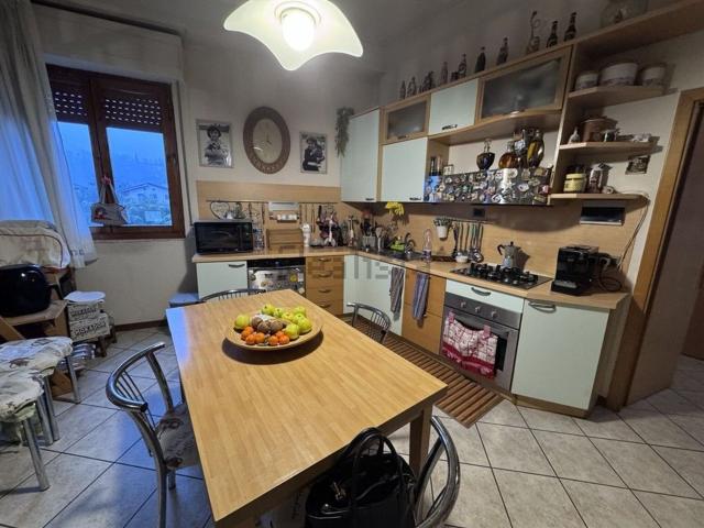 Appartamento in vendita a Subbiano, Toscana