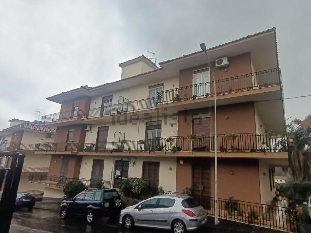 Appartamento in vendita a Santa Venerina, Catania